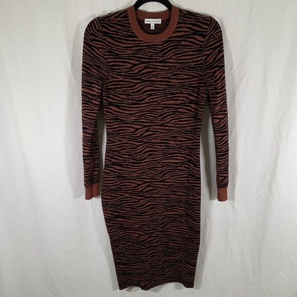 Express Negin Mirsalehi Sweater Dress Womens Medium Brown Animal Print - Picture 1 of 7